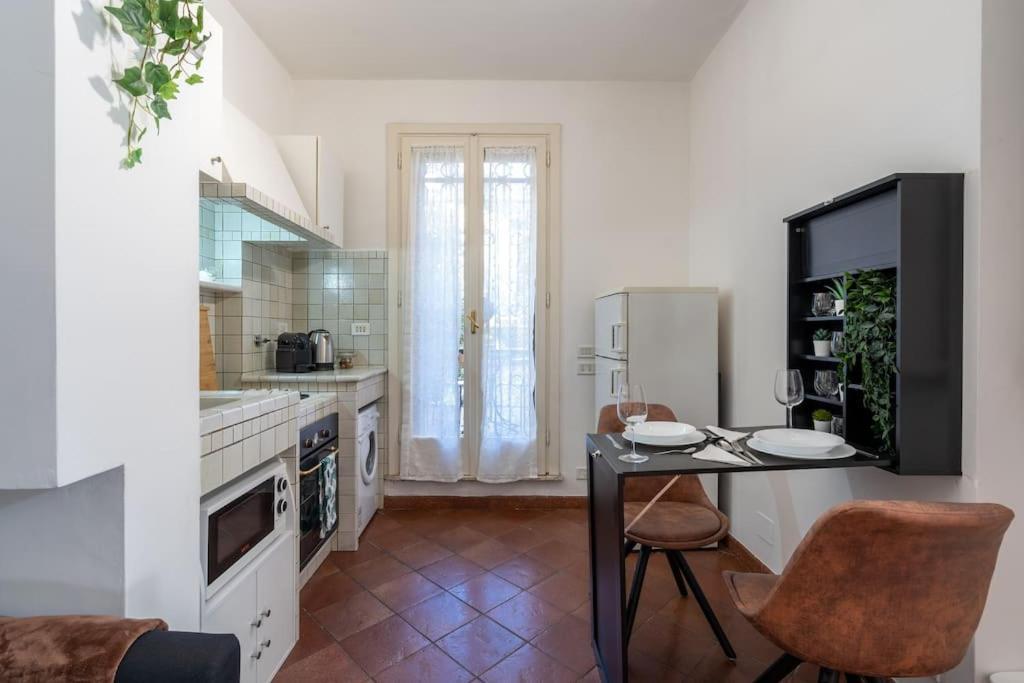 Apartament A Due Fermate Dal ColosseoWi-Fi & Netflix Gratis Rzym Zewnętrze zdjęcie